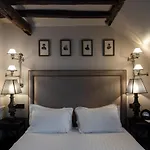 Отель Saint-louis En L'isle - Notre-dame 3*
