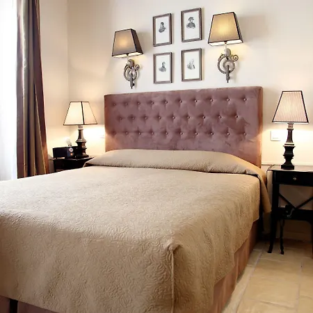 Hotel Saint-louis En L'isle - Notre-dame