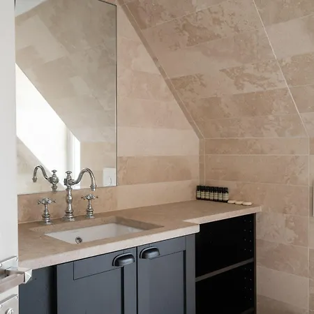 Hotell Saint-louis En L'isle - Notre-dame