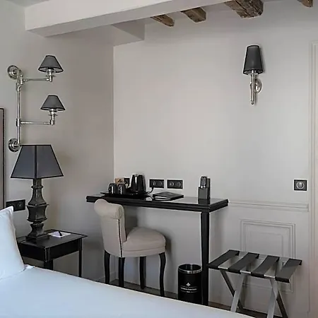 Saint-louis En L'isle - Notre-dame מלון 3*