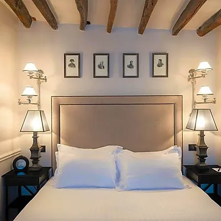 Saint-louis En L'isle - Notre-dame מלון 3*