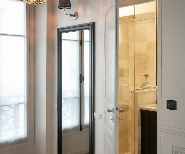 Hotel Saint-louis En L'isle - Notre-dame 3*