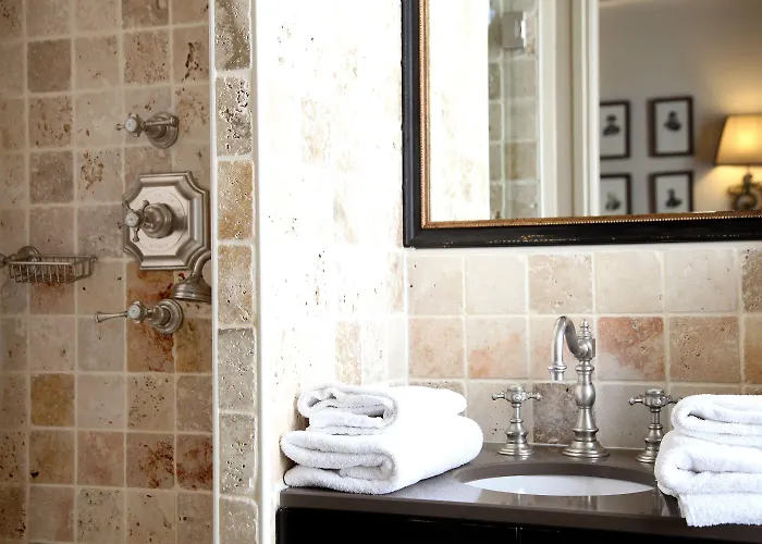 Hotel Saint-louis En L'isle - Notre-dame 3*