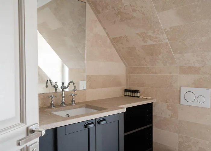 Hotel Saint-louis En L'isle - Notre-dame