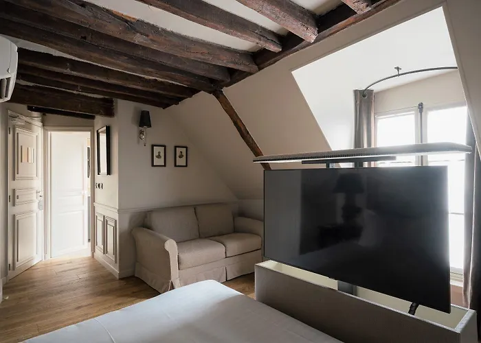 Hotel Saint-louis En L'isle - Notre-dame 3*